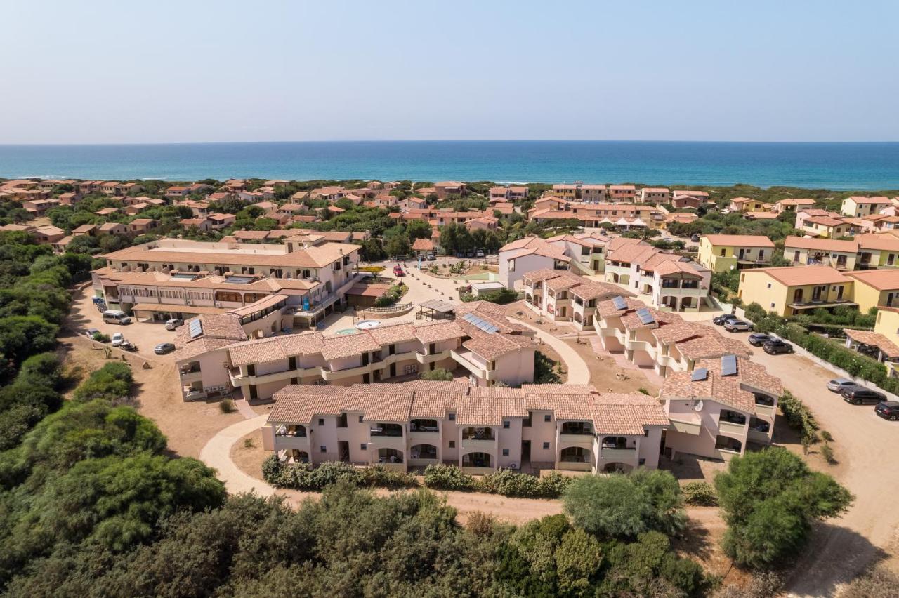 Mimose Beach Village Badesi Exteriér fotografie