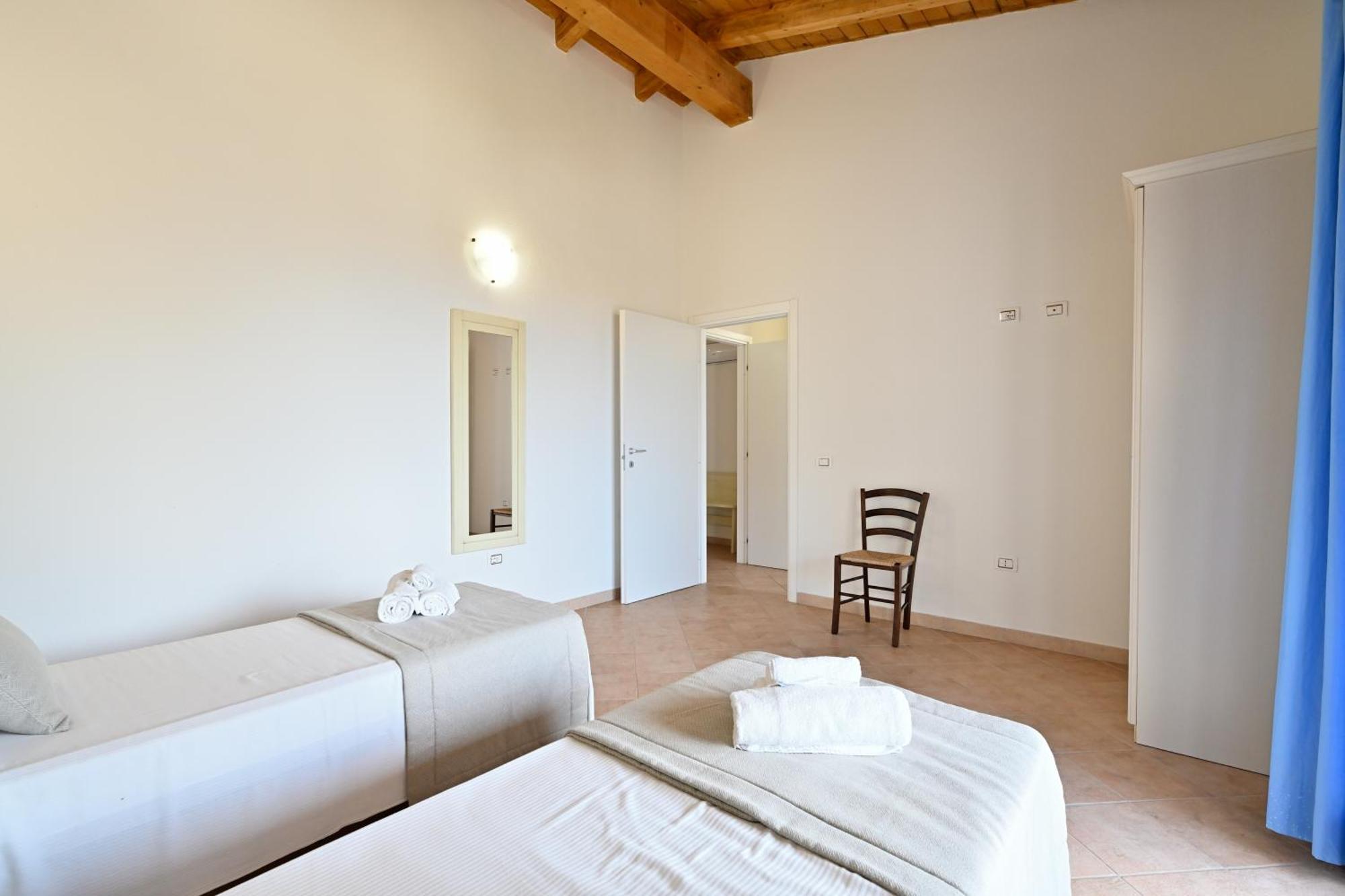 Mimose Beach Village Badesi Exteriér fotografie